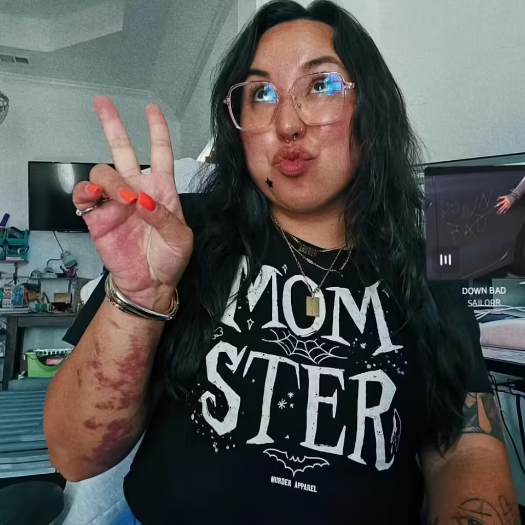 Momster T-shirt - Murder Apparel