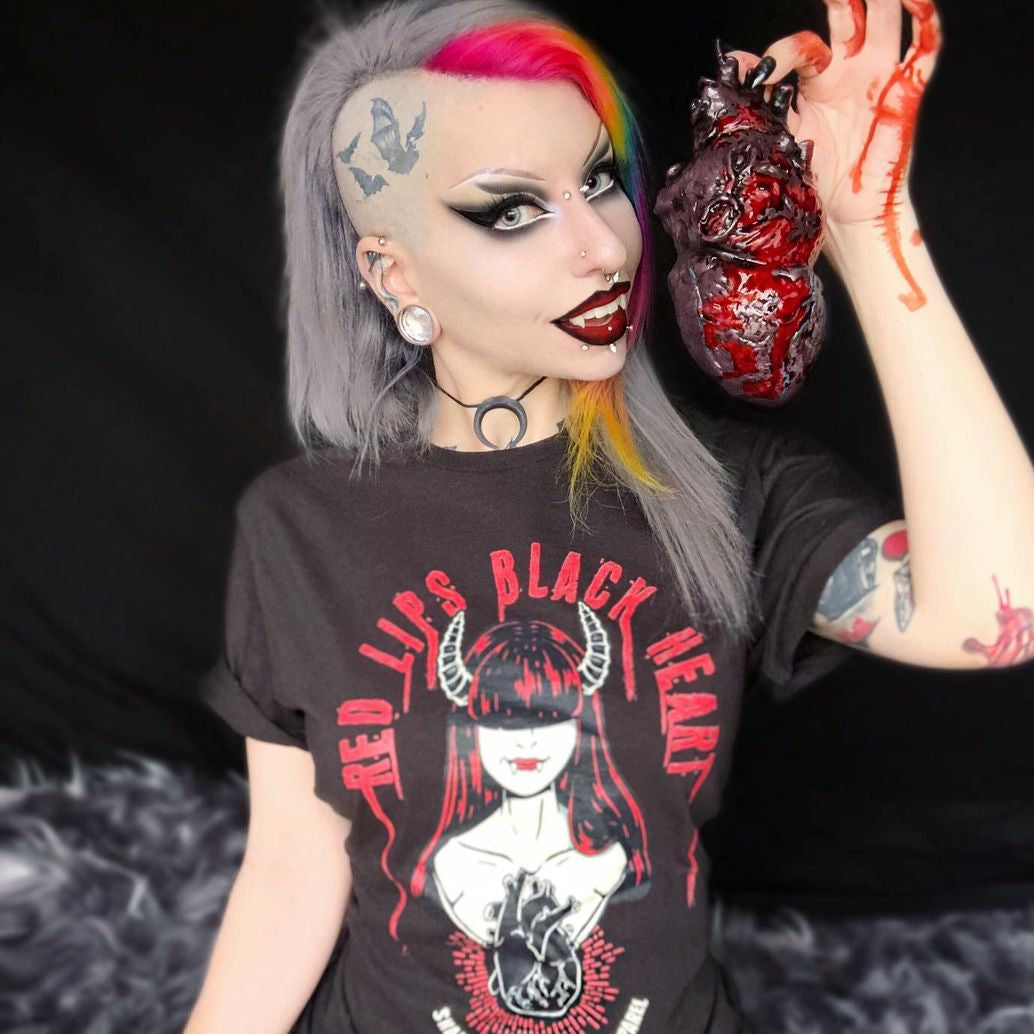 Red Lips Black Heart T-Shirt - Murder Apparel