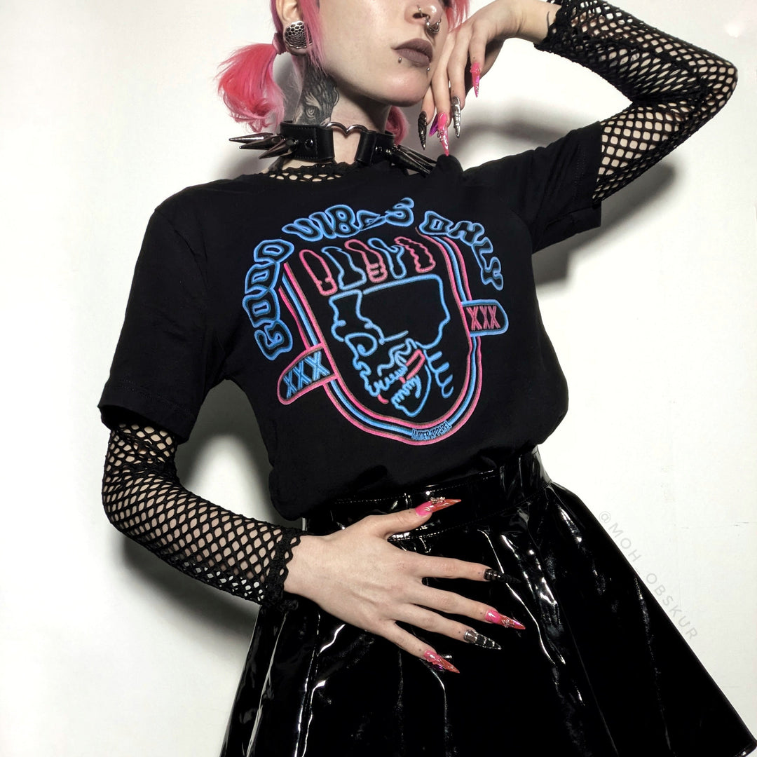 Good Vibes Only T-shirt - Murder Apparel