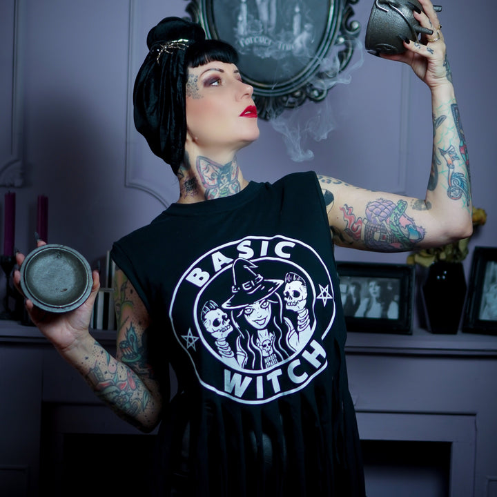 Basic Witch T-Shirt - Murder Apparel